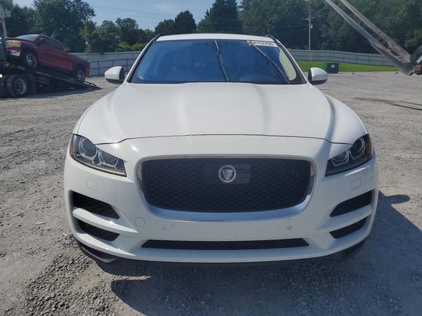 2019 JAGUAR F-PACE Prestige