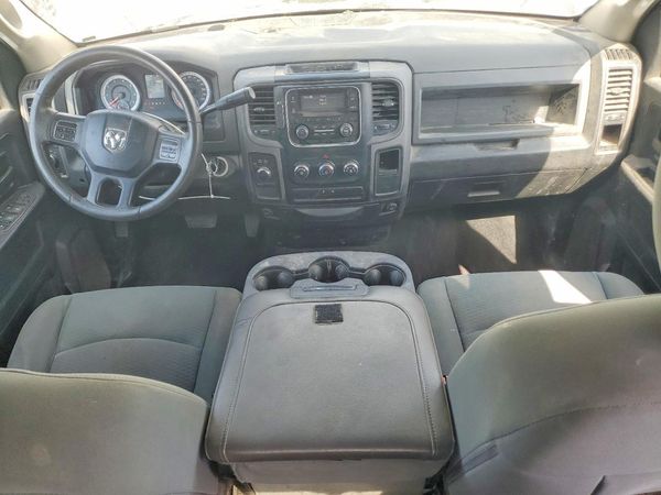 2013 RAM 1500 ST QUAD CAB 4X4