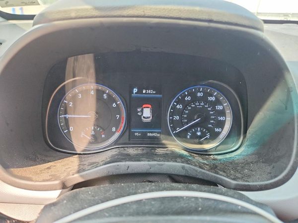 2021 HYUNDAI KONA SE