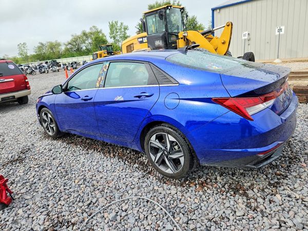 2023 HYUNDAI ELANTRA Limited