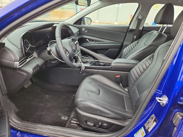 2023 HYUNDAI ELANTRA Limited
