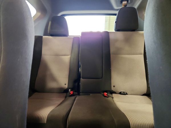 2015 TOYOTA RAV4 LE (X Grade)