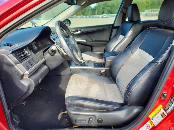 2013 TOYOTA CAMRY — DENT