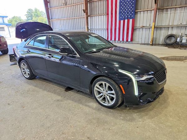 2023 CADILLAC CT4 Luxury+