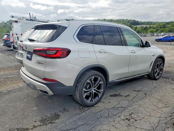 2022 BMW X5 xDrive45e