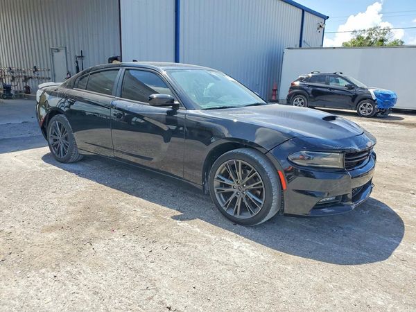2018 DODGE CHARGER SXT Plus