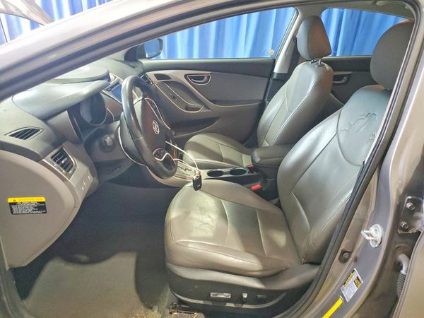 2013 HYUNDAI ELANTRA