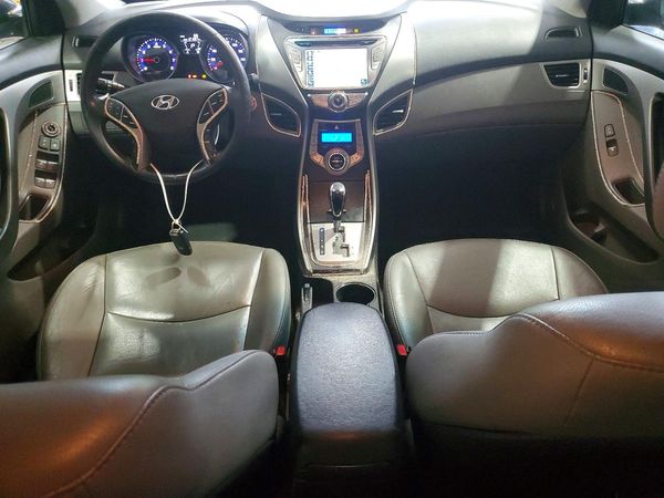 2013 HYUNDAI ELANTRA
