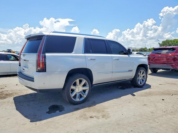 2018 CADILLAC ESCALADE Premium Luxury