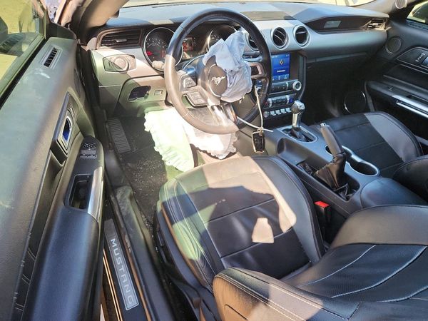 2022 FORD MUSTANG I4 Coupe