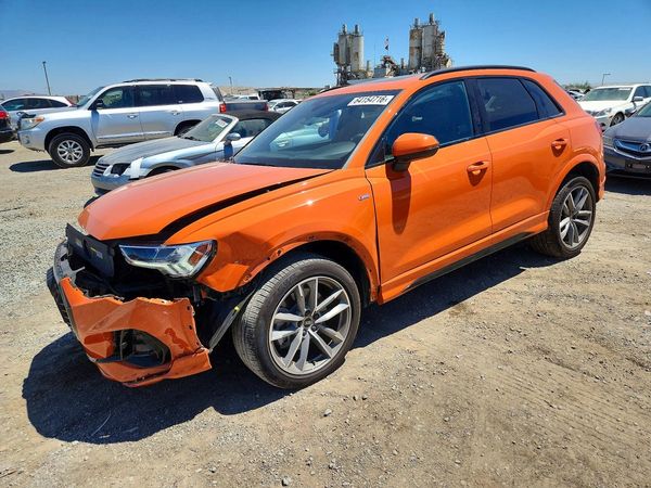 2025 AUDI Q3 S Line quattro Premium