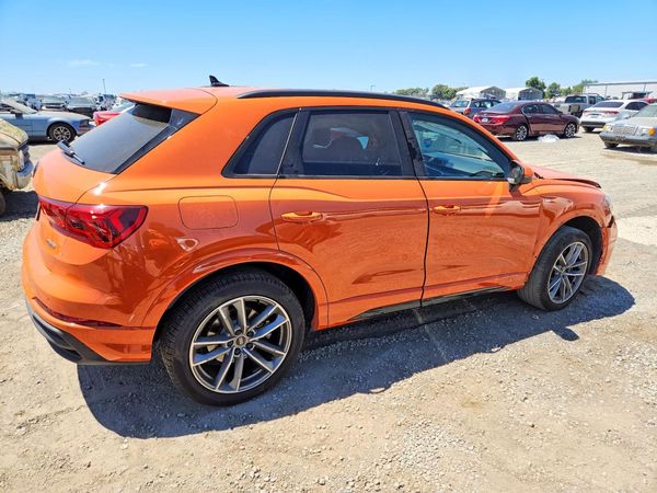 2025 AUDI Q3 S Line quattro Premium