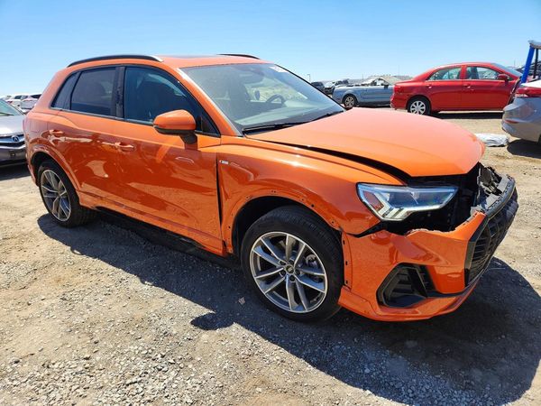 2025 AUDI Q3 S Line quattro Premium