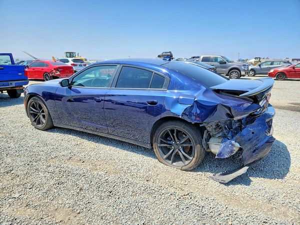 2016 DODGE CHARGER SXT