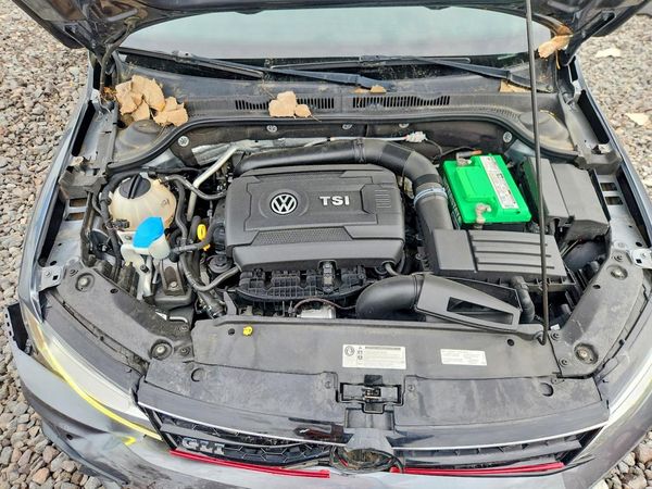 2017 VOLKSWAGEN JETTA GLI