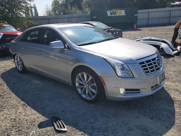 2013 CADILLAC XTS