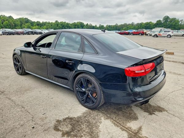 2015 AUDI A4