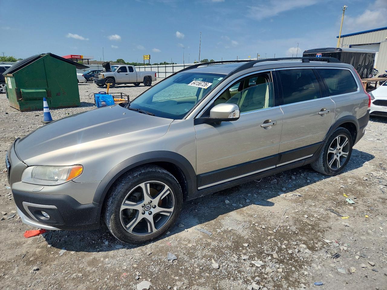 2015 VOLVO XC70 Platinum (non R design)