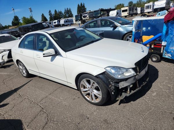 2012 MERCEDES-BENZ C C300 4-MATIC