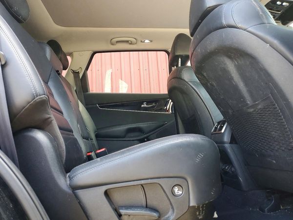 2020 KIA SORENTO EX, S