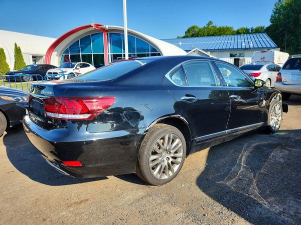 2013 LEXUS LS 460