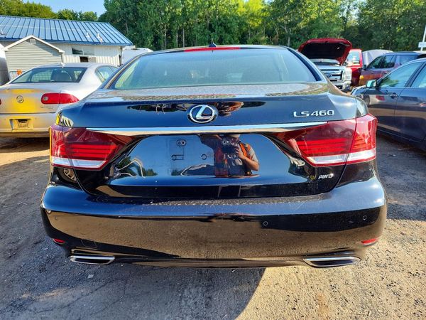 2013 LEXUS LS 460