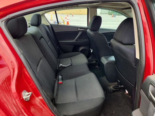 2013 MAZDA 3 Touring/GS