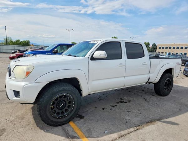 2013 TOYOTA TACOMA