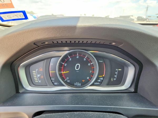 2017 VOLVO S60 Dynamic