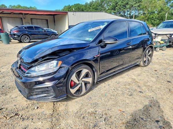 2020 VOLKSWAGEN GTI