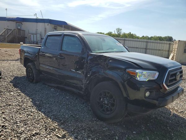 2022 TOYOTA TACOMA SR5