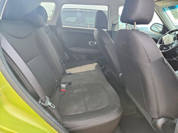 2017 KIA SOUL Base
