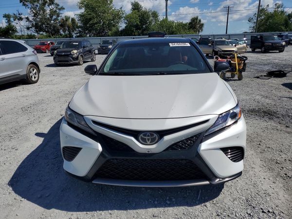 2018 TOYOTA CAMRY XSE