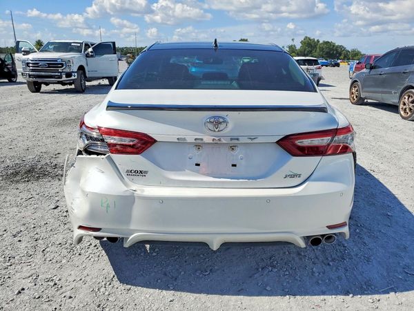 2018 TOYOTA CAMRY XSE