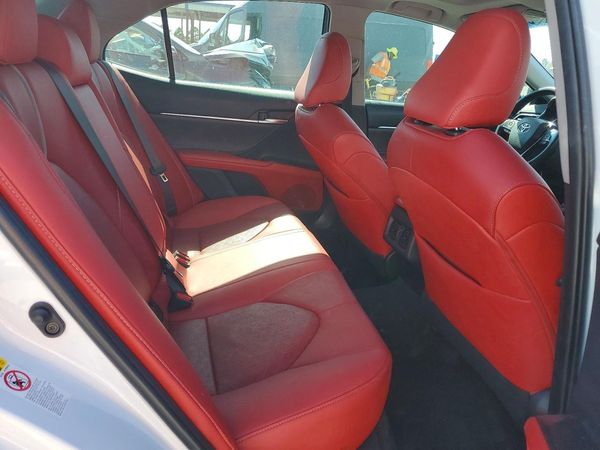 2018 TOYOTA CAMRY XSE