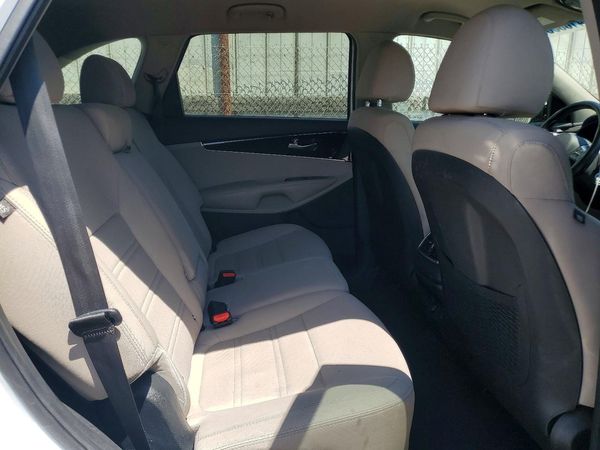 2019 KIA SORENTO L, LX, S