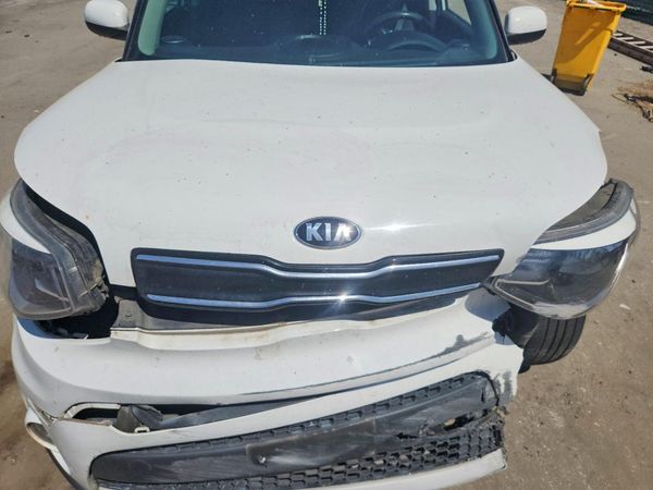 2019 KIA SOUL