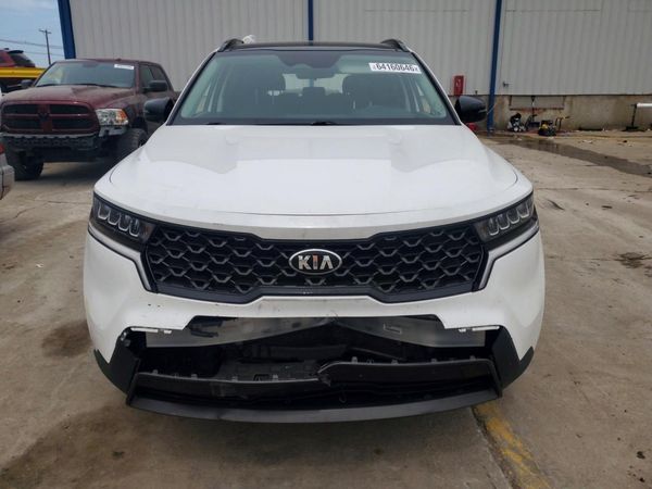 2021 KIA SORENTO