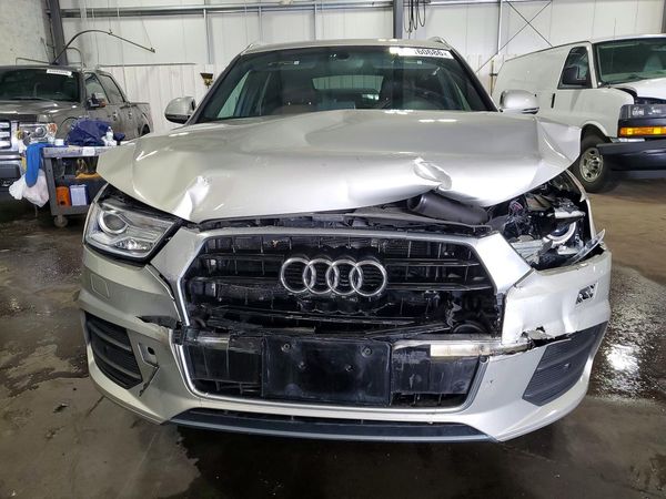 2017 AUDI Q3