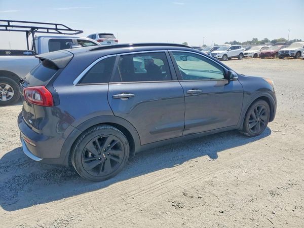 2018 KIA NIRO