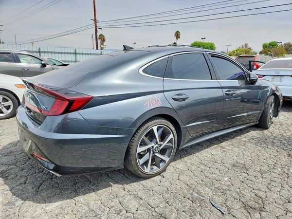 2022 HYUNDAI SONATA SEL Plus