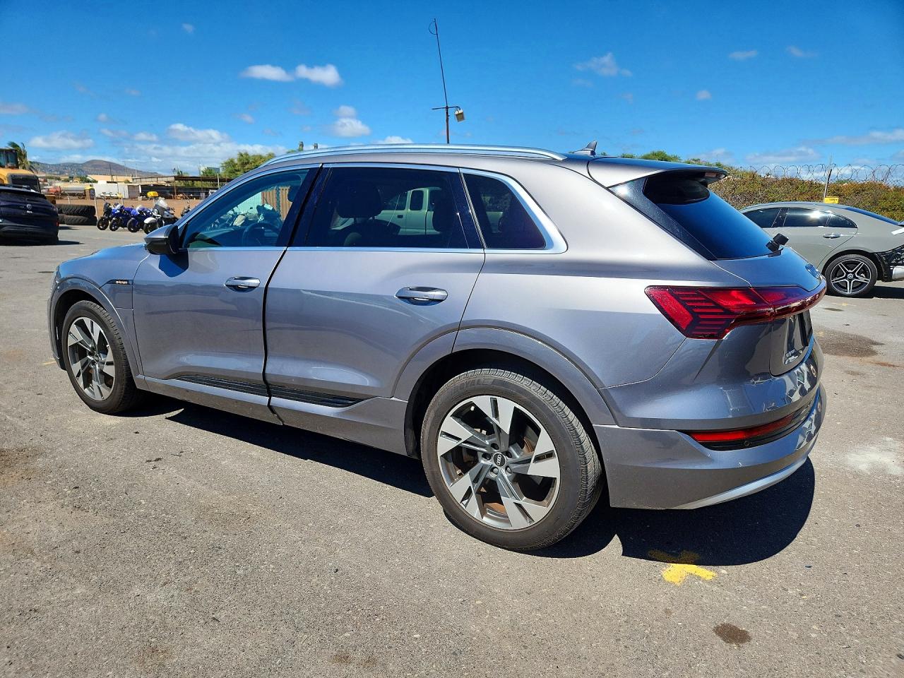 2022 AUDI E-TRON