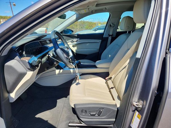 2022 AUDI E-TRON