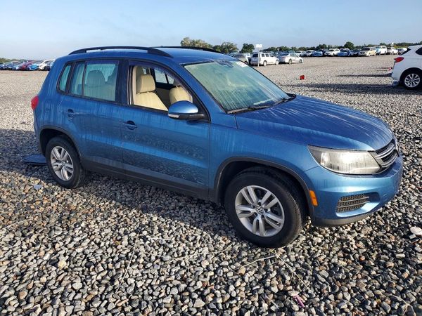2017 VOLKSWAGEN TIGUAN S, Limited