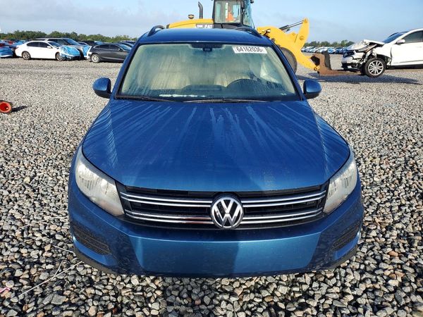 2017 VOLKSWAGEN TIGUAN S, Limited