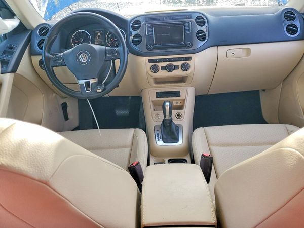 2017 VOLKSWAGEN TIGUAN S, Limited