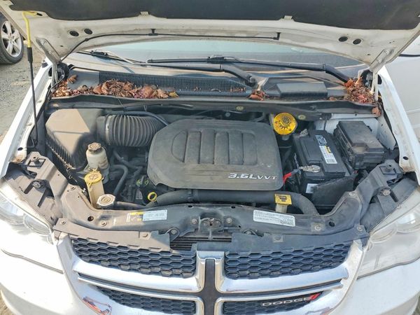 2015 DODGE CARAVAN SXT