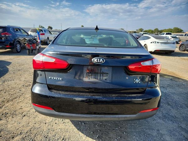 2014 KIA FORTE LX