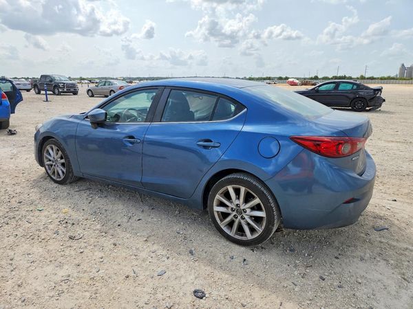 2017 MAZDA 3