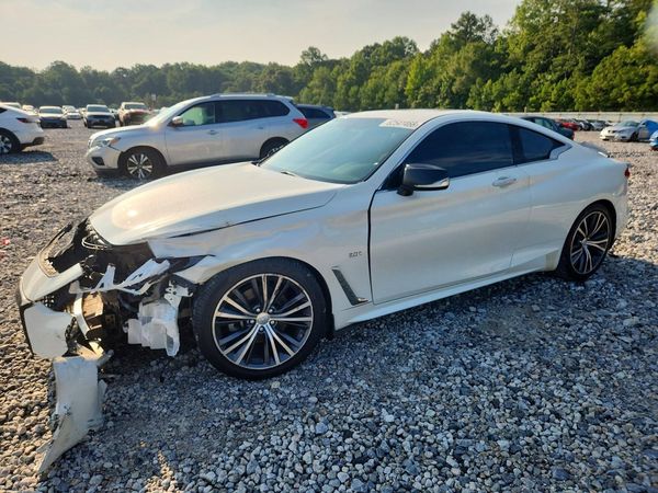 2017 INFINITI Q60
